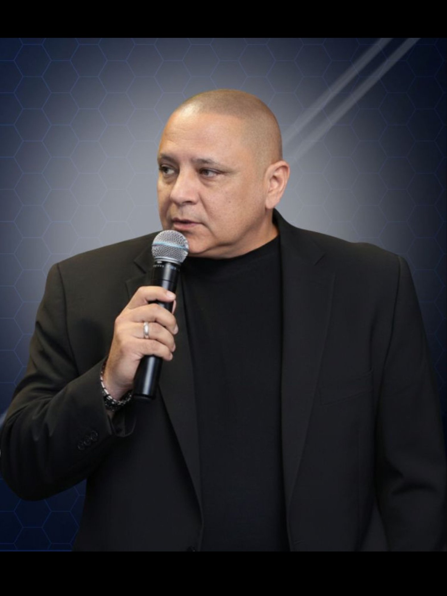 Alby Azevedo